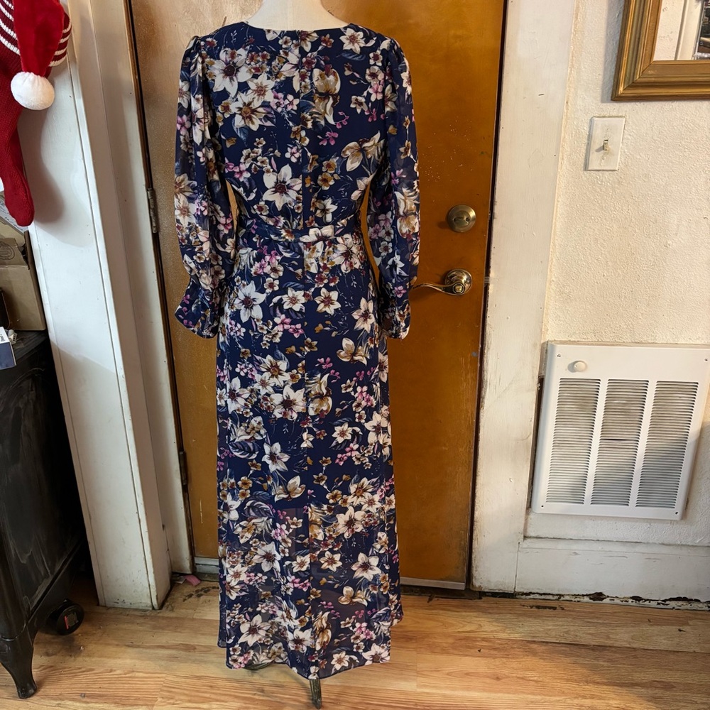 Eliza J stunning dress romantic floral. Size 10! - Picture 7 of 8